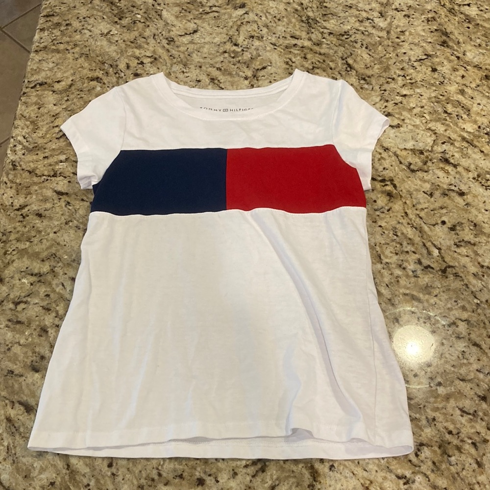 Tommy Hilfiger tshirt